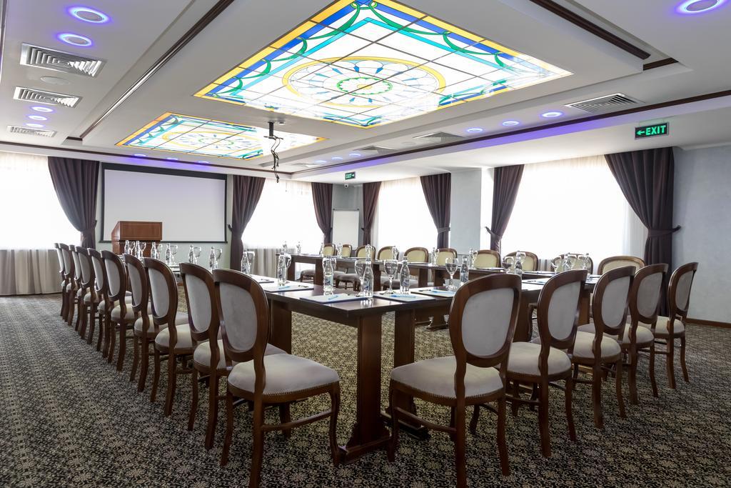 Hotel Giuliano Bragadiru Luaran gambar
