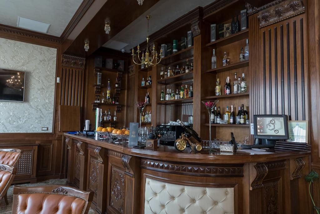 Hotel Giuliano Bragadiru Luaran gambar