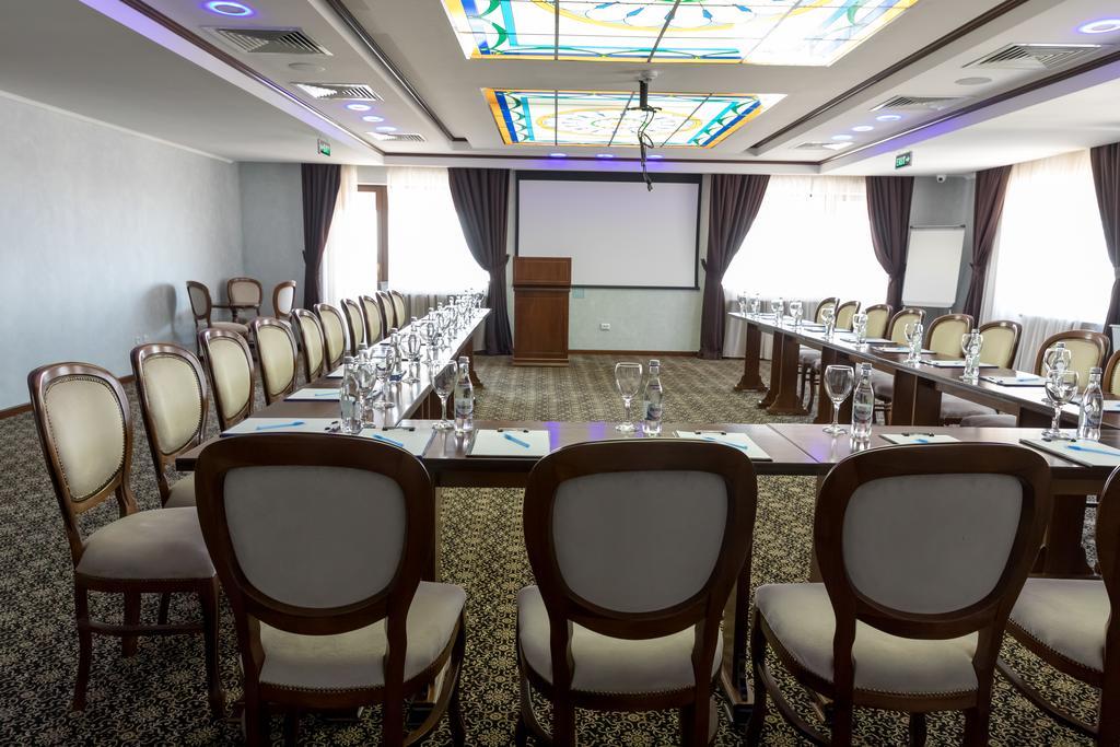 Hotel Giuliano Bragadiru Luaran gambar