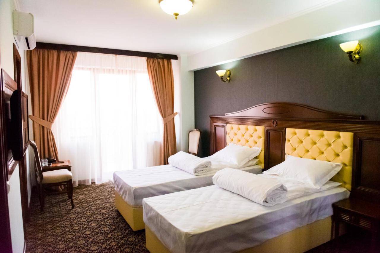 Hotel Giuliano Bragadiru Bilik gambar