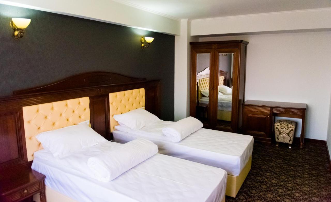Hotel Giuliano Bragadiru Bilik gambar